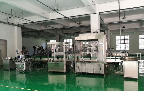 南京椰子飲料灌裝機械設備